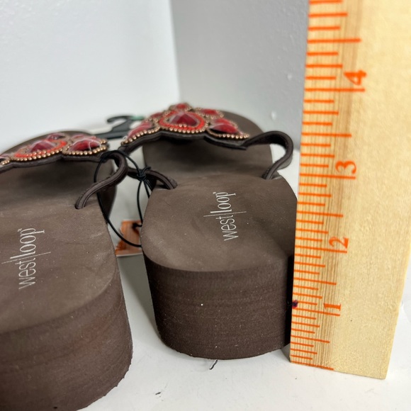 Women Shoes BLING Wedge Sandals Brown Red Summer West Loop Medium 7/8 New - Picture 2 of 7